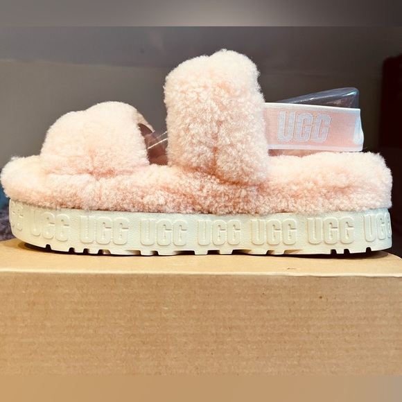 NWT UGG  Fluffita in Pink, size 8 - Picture 5 of 7